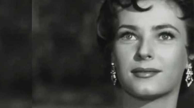 Foto de la actriz Miroslava Stern.
